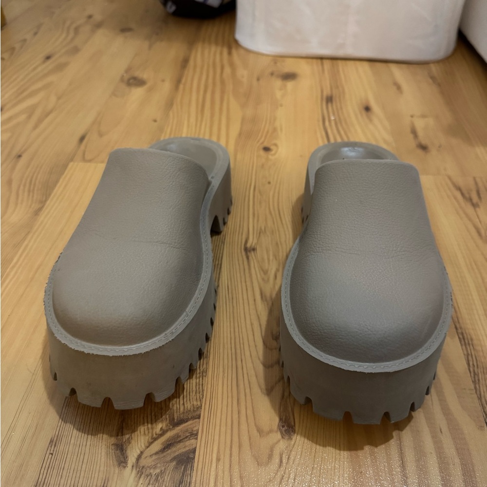 Jeffrey Campbell Clogs